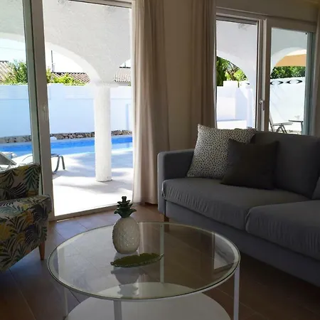 Nyaraló Anacasa Bacalla Piscina Privada Les Marines Ch3200 *